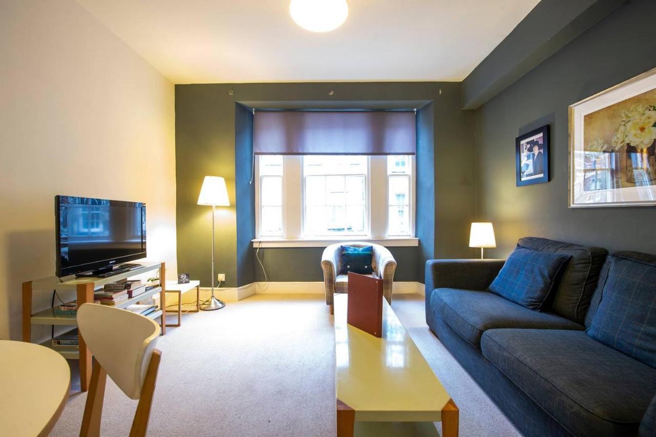 Ferienwohnung Joivy Perfect Location! Charming Rose St Apt For Couples Edinburgh Exterior foto